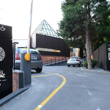 Orasac Garni Hotel Bělehrad